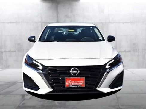 Certified 2025 Nissan Altima 2.5 SV image 4