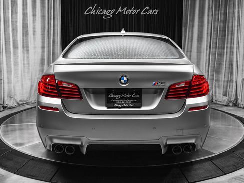 Used 2015 BMW M5 RWD image 4