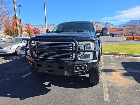 Used 2022 Ford F450 Limited w/ FX4 Off-Road Package image 2