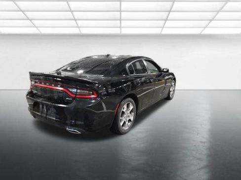 Used 2016 Dodge Charger SXT AWD/4WD image 4