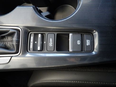 Used 2023 Honda Civic Sport image 32