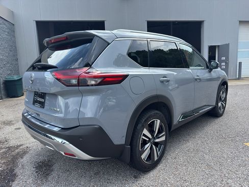 Certified 2023 Nissan Rogue Platinum w/ Platinum Premium Package image 3