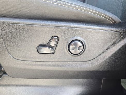 Certified 2022 RAM 1500 Big Horn image 16