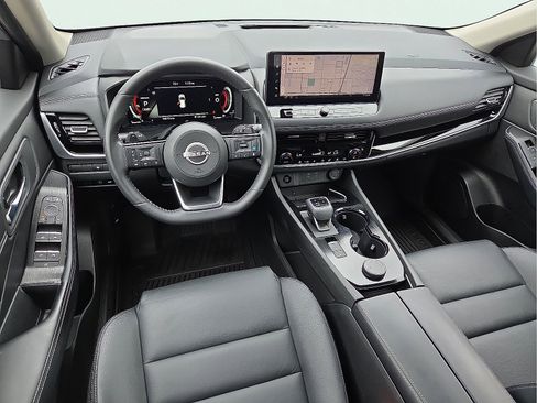 Used 2024 Nissan Rogue SL AWD/4WD image 11