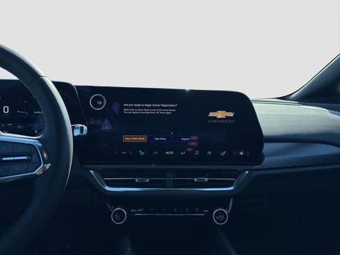 New 2026 Chevrolet Equinox EV LT w/ Comfort Package image 15