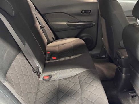 Used 2020 Nissan Kicks SV image 12