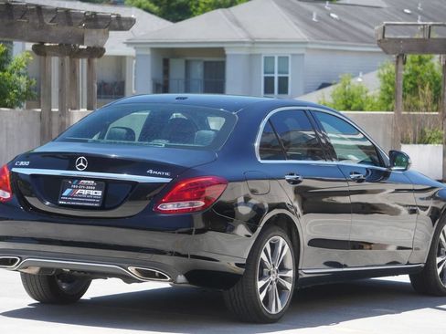 Used 2018 Mercedes-Benz C 300 4MATIC Sedan image 14