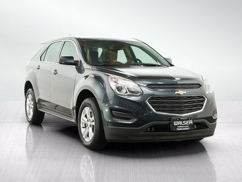 Used 2017 Chevrolet Equinox LS FWD image 7