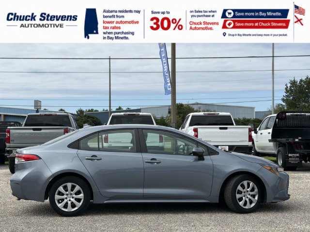 Used 2023 Toyota Corolla LE FWD image 5