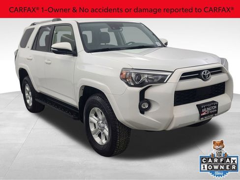 Used 2024 Toyota 4Runner SR5 Premium image 3