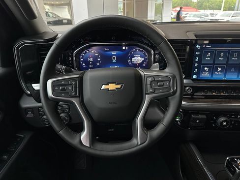 New 2026 Chevrolet Silverado 1500 LT AWD/4WD image 18