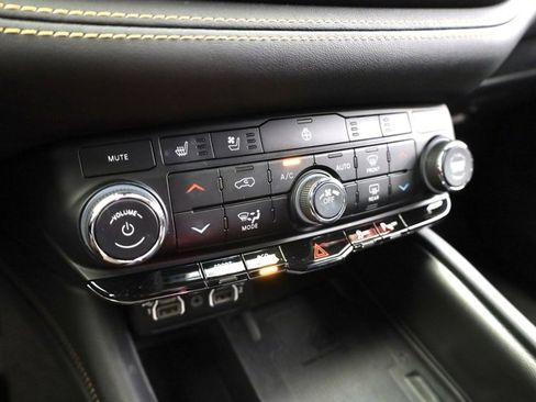 Used 2023 Dodge Durango R/T image 22