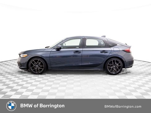 Used 2022 Honda Civic Sport Touring image 2