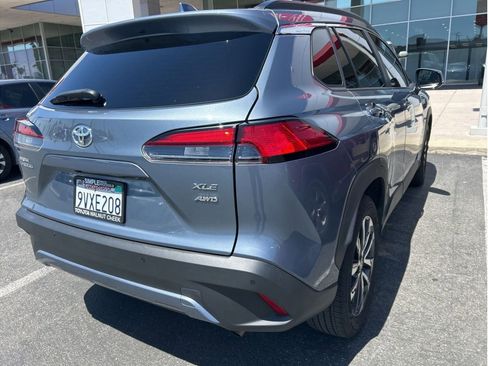 Used 2022 Toyota Corolla Cross XLE w/ Convenience Package AWD/4WD image 5