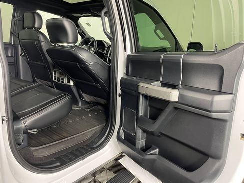 Used 2020 Ford F150 Lariat w/ Equipment Group 502A Luxury image 14