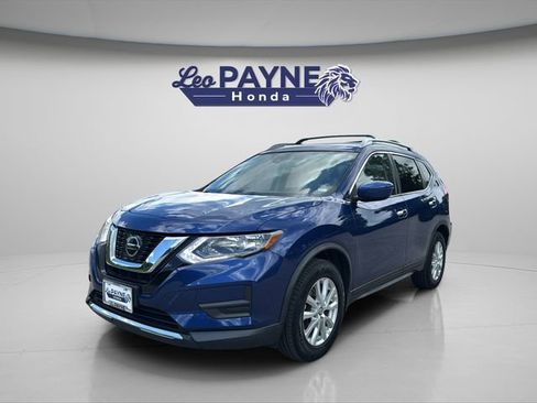 Used 2019 Nissan Rogue SV AWD/4WD image 3