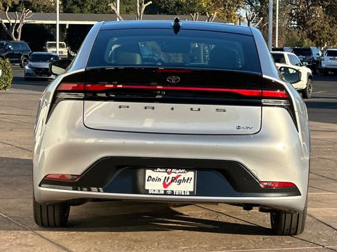 New 2026 Toyota Prius Limited image 5