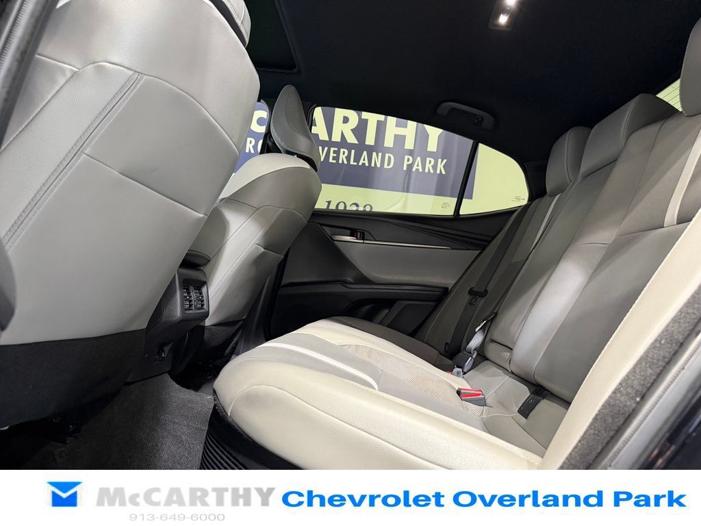 Used 2025 Toyota Camry SE w/ Multimedia Upgrade Package AWD/4WD image 26
