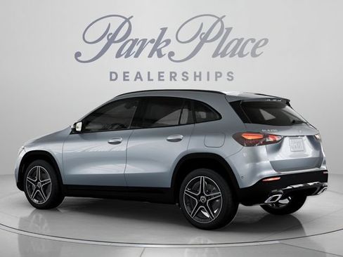 Certified 2026 Mercedes-Benz GLA 250 4MATIC image 10
