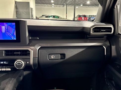 Used 2025 Toyota 4Runner SR5 image 22