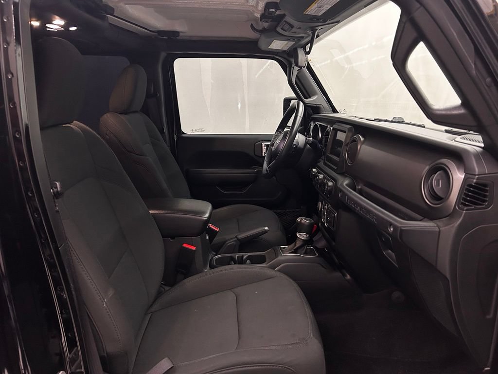 Used 2022 Jeep Wrangler Unlimited Sport AWD/4WD image 17