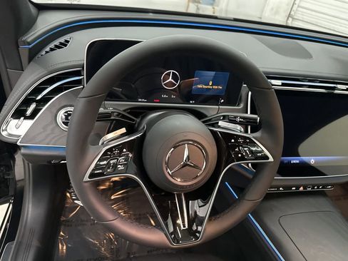 Used 2026 Mercedes-Benz E 350 Sedan image 10