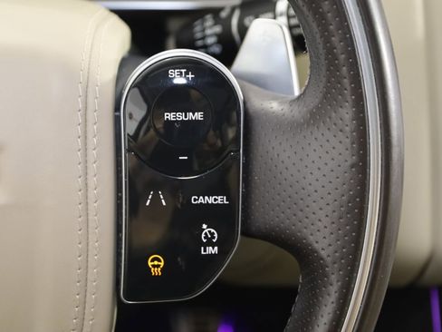 Used 2021 Land Rover Range Rover Sport HSE Silver Edition image 40