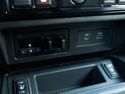 Used 2024 Nissan Titan PRO-4X w/ Pro-4x Convenience Package image 31