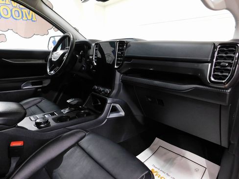 Used 2024 Ford Ranger Lariat w/ FX4 Off-Road Package image 95