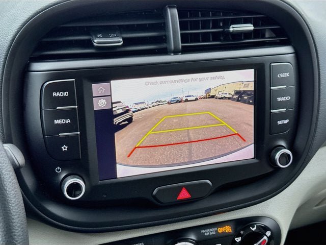 Certified 2023 Kia Soul LX FWD image 13
