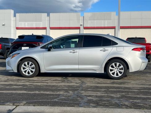 Certified 2025 Toyota Corolla LE image 9