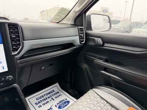 Used 2024 Ford Ranger XL w/ Trailer Tow Package image 11