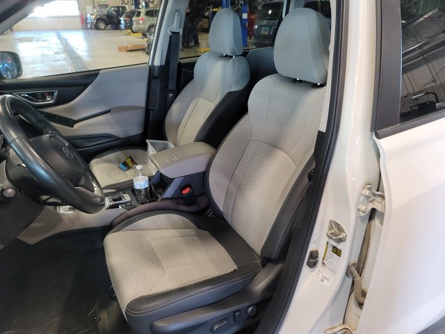 Used 2021 Subaru Forester Premium AWD/4WD image 9