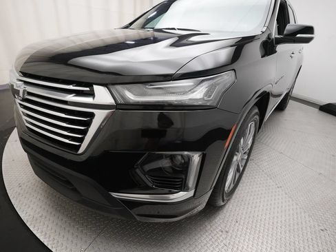 Used 2023 Chevrolet Traverse Premier AWD/4WD image 24