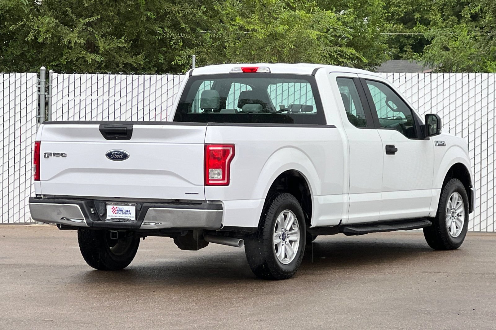 Used 2016 Ford F150 XL w/ Equipment Group 101A Mid RWD image 4