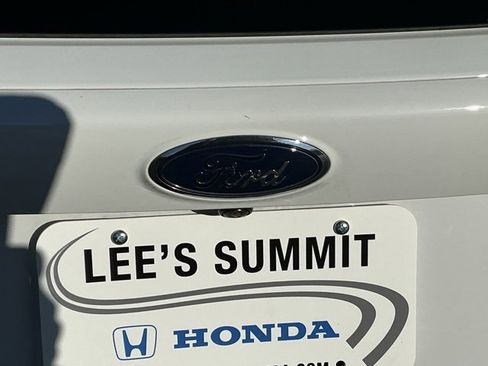 Used 2019 Ford Escape SEL image 5