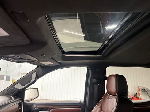 Certified 2024 GMC Sierra 1500 Denali Ultimate AWD/4WD image 29