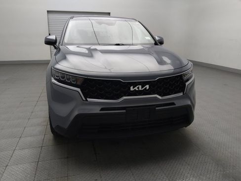 Used 2023 Kia Sorento LX FWD image 14