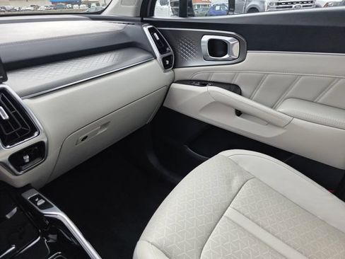 Used 2023 Kia Sorento SX FWD image 28