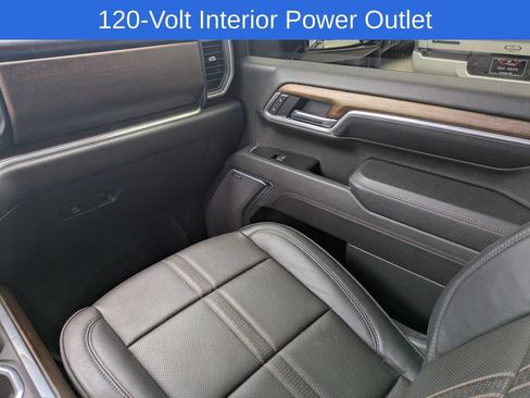 Used 2025 Chevrolet Silverado 2500 High Country w/ High Country Premium Package AWD/4WD image 20