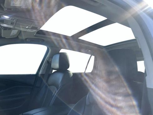 Used 2020 Buick Envision Premium image 19