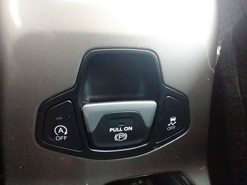 Used 2022 Jeep Renegade Latitude w/ Convenience Group image 33