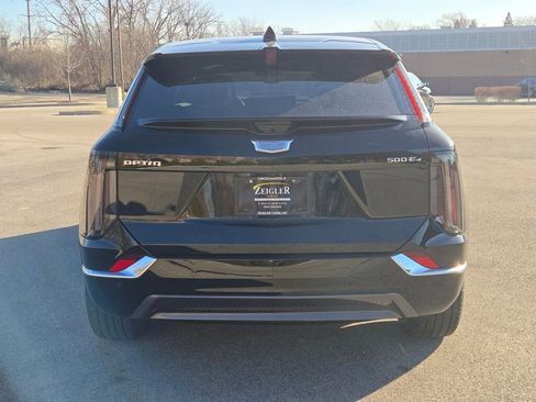 New 2026 Cadillac Optiq Luxury 1 image 13