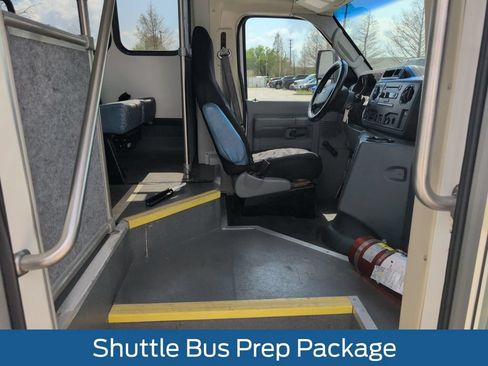 Used 2015 Ford E-450 and Econoline 450 Super Duty w/ Shuttle Bus Prep Package RWD image 14