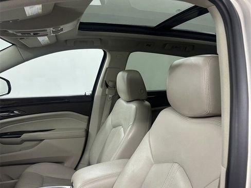 Used 2014 Cadillac SRX Luxury w/ Driver Awareness Package image 11