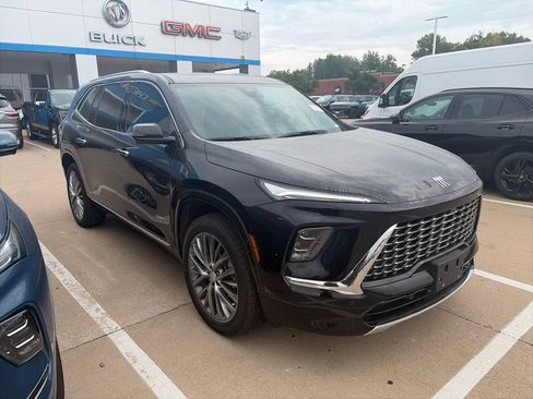 Used 2026 Buick Enclave Avenir w/ Super Cruise Package AWD/4WD image 4