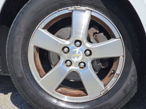 Used 2014 Chevrolet Cruze LT FWD image 8