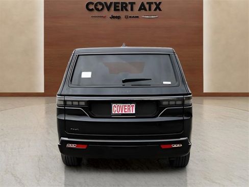 New 2026 Jeep Grand Wagoneer L Limited image 4