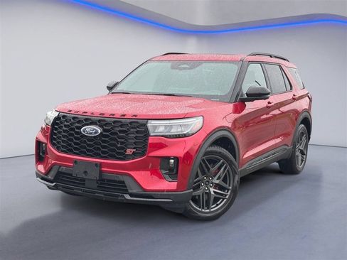 Used 2025 Ford Explorer ST AWD/4WD image 2