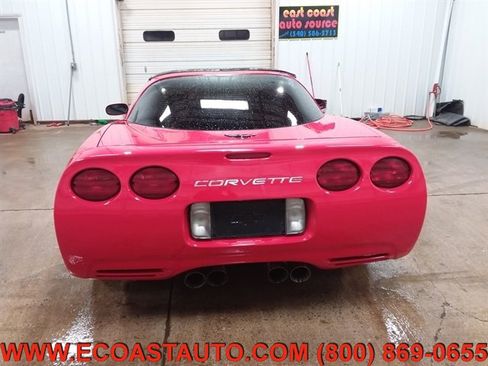 Used 1999 Chevrolet Corvette Coupe w/ Performance Handling Pkg image 8